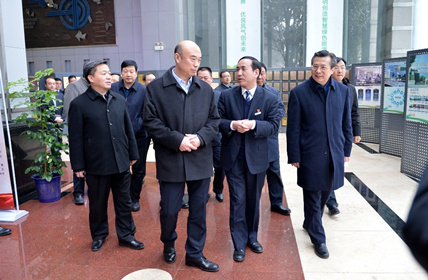 【陜鼓集團(tuán)】陜西省委副書記、省長、省政府黨組書記劉國中一行蒞臨陜鼓視察指導(dǎo)工作